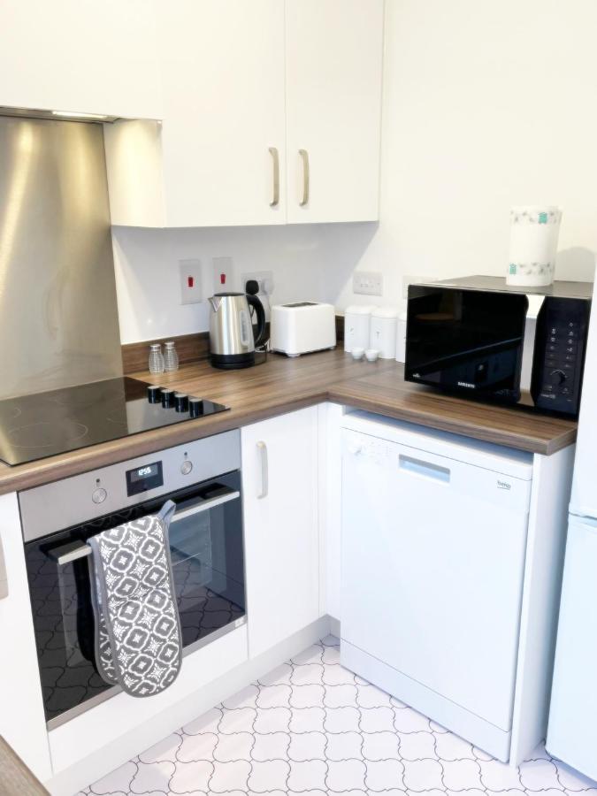 Cosy Family Home - Coventry City Centre - Entire House Eksteriør billede